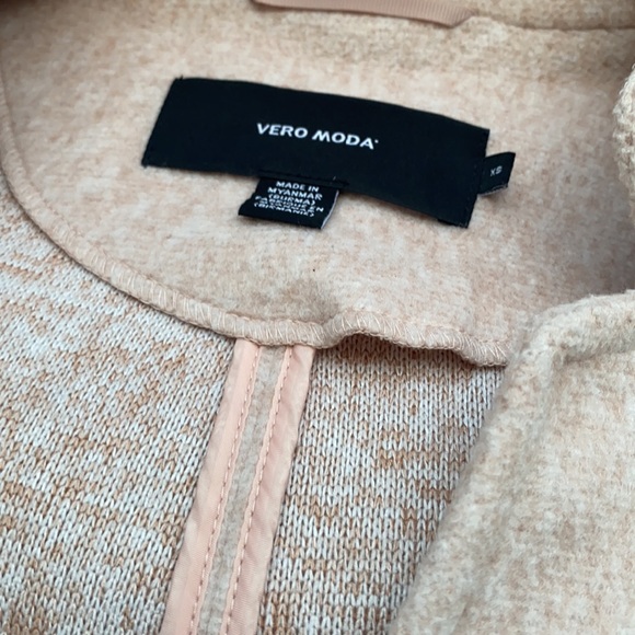 Salmon pink XS dress jacket purchased from envy - Picture 2 of 4